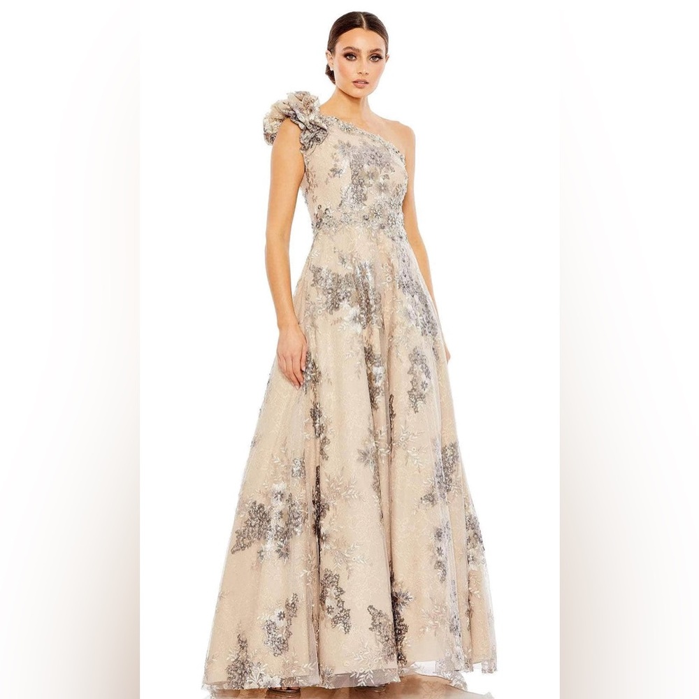 Mac Duggal Embellished One-Shoulder Lace Gown